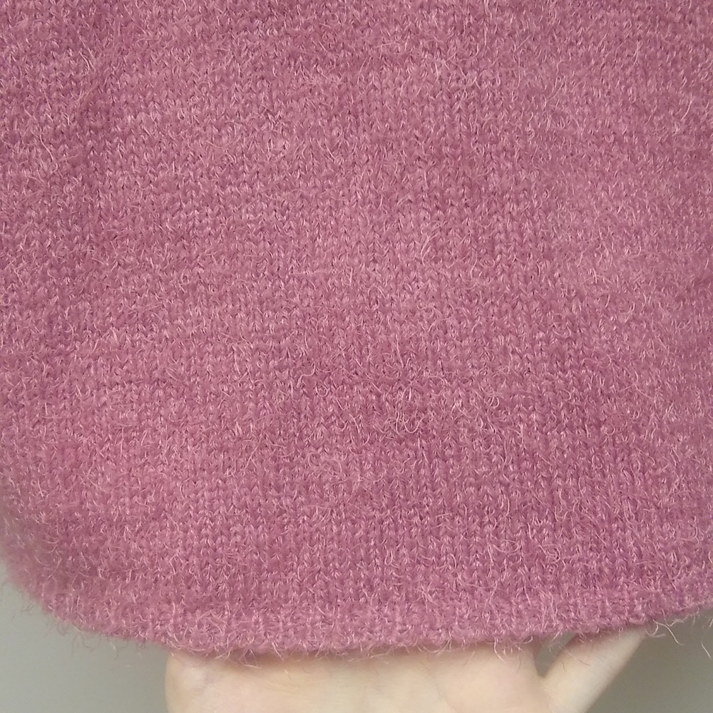 NWT No Comment by NY LA Fuzzy Pink Sweater - Picture 9 of 9